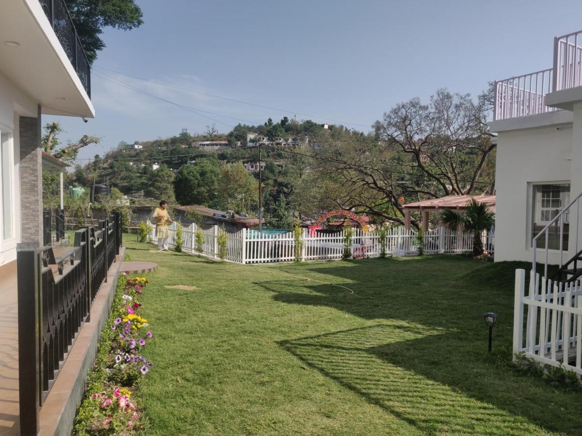 The Periwinkle Homestay Bhīm Tāl Exterior foto