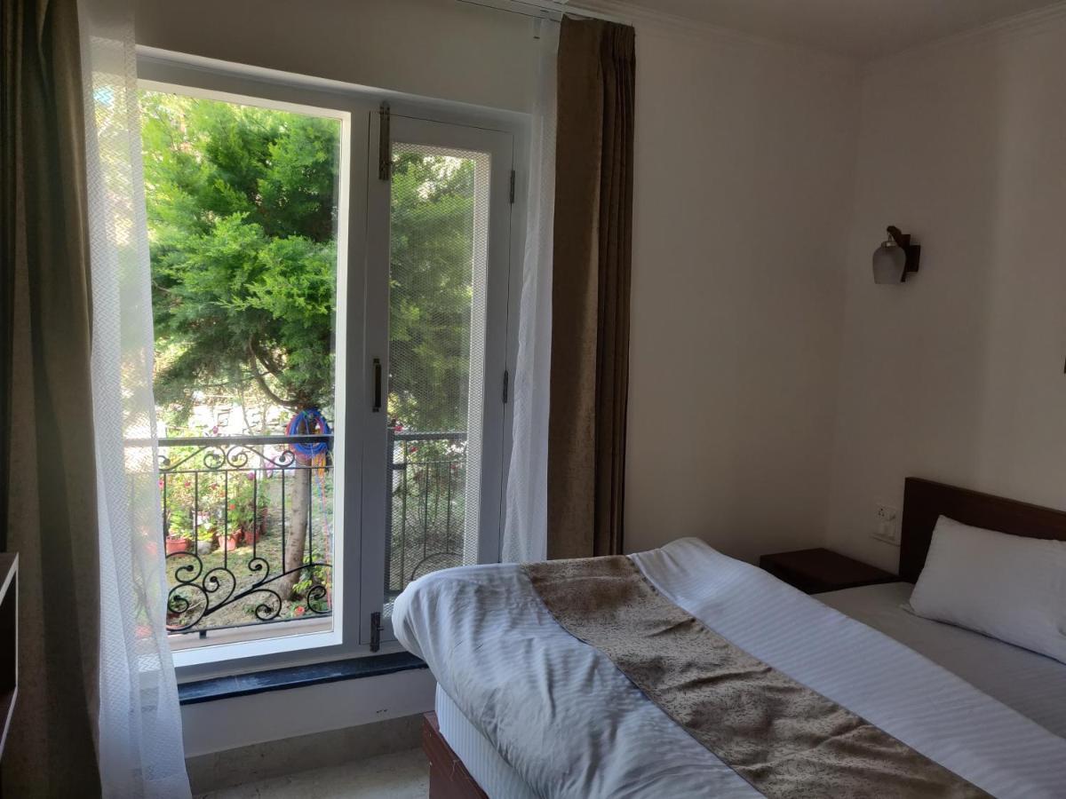 The Periwinkle Homestay Bhīm Tāl Exterior foto